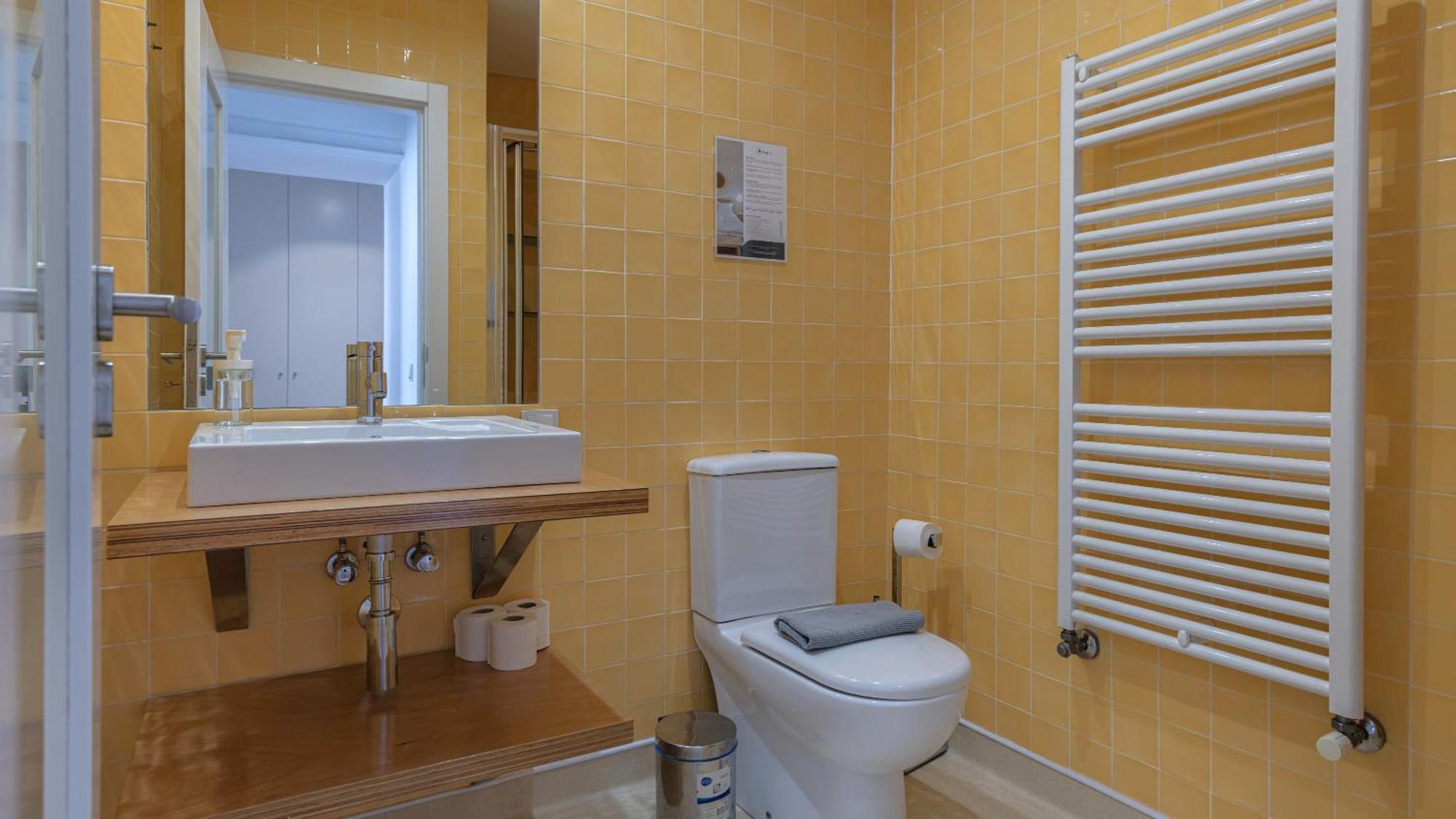 Lovelystay - Chiado 3Bedroom Wonder Lisboa Eksteriør billede